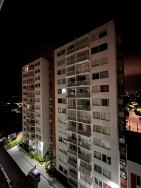Apartamento familiar a 10 minutos del aeropuerto